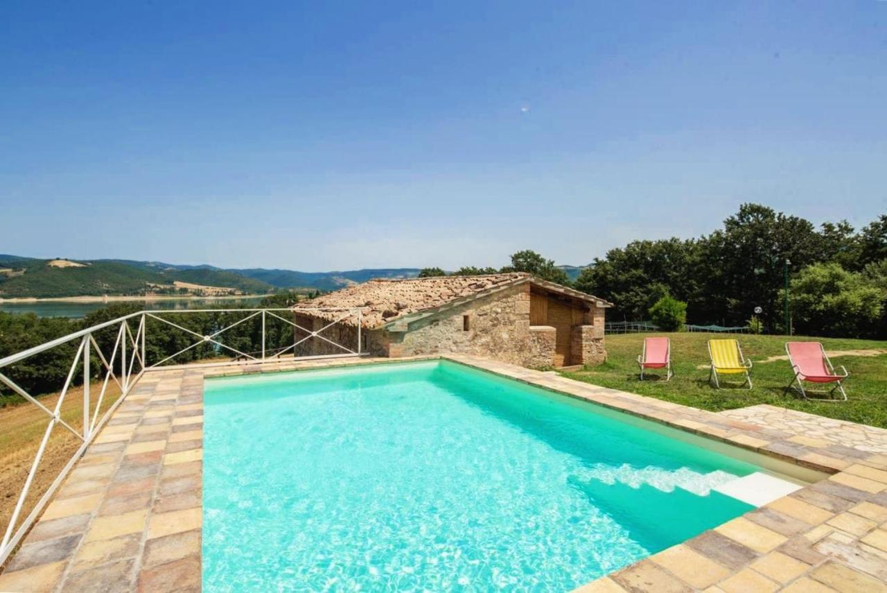 Casale Al Lago Con Piscina E Sauna Corbara  Exteriör bild